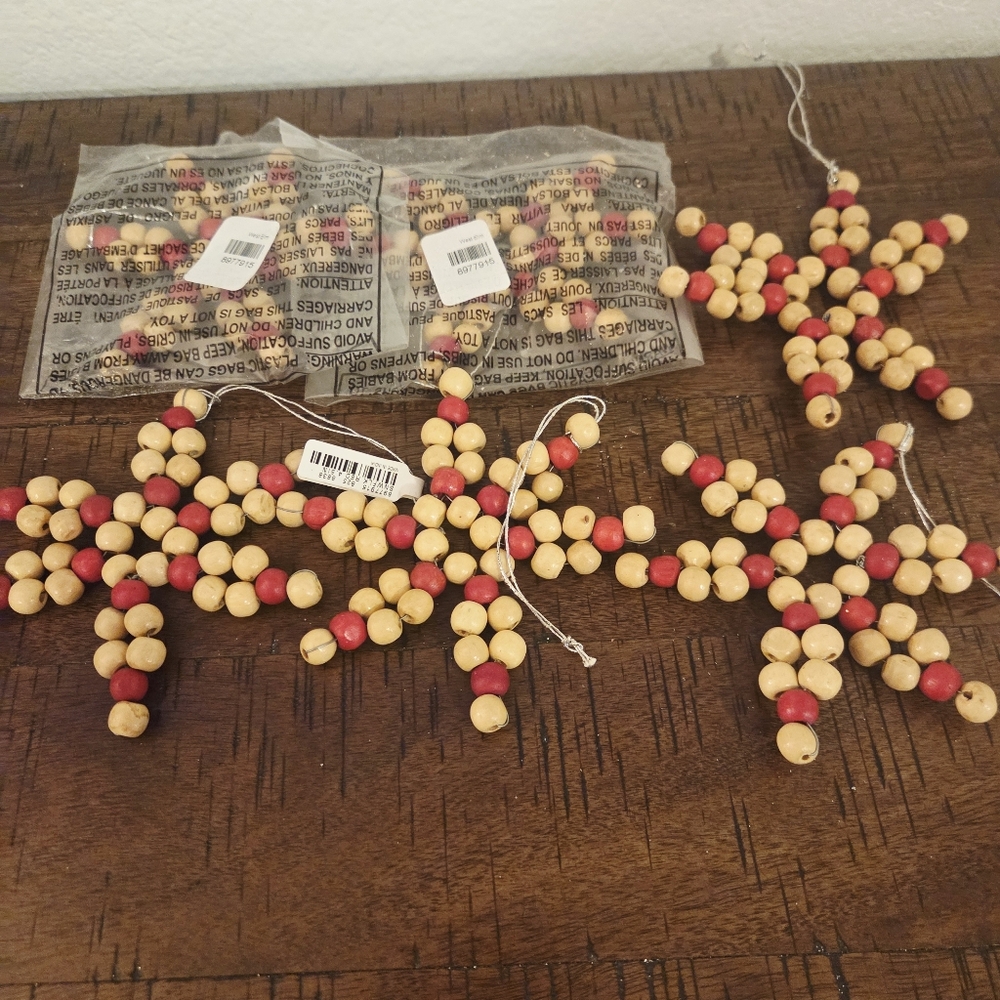 West Elm Wood Beads Red Star Snowflake Ornaments Christmas Tree Decor Set Of 6